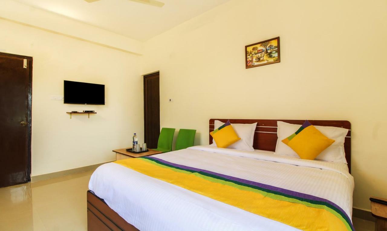 Itsy Hotels Riyas Grand Tirupati Esterno foto