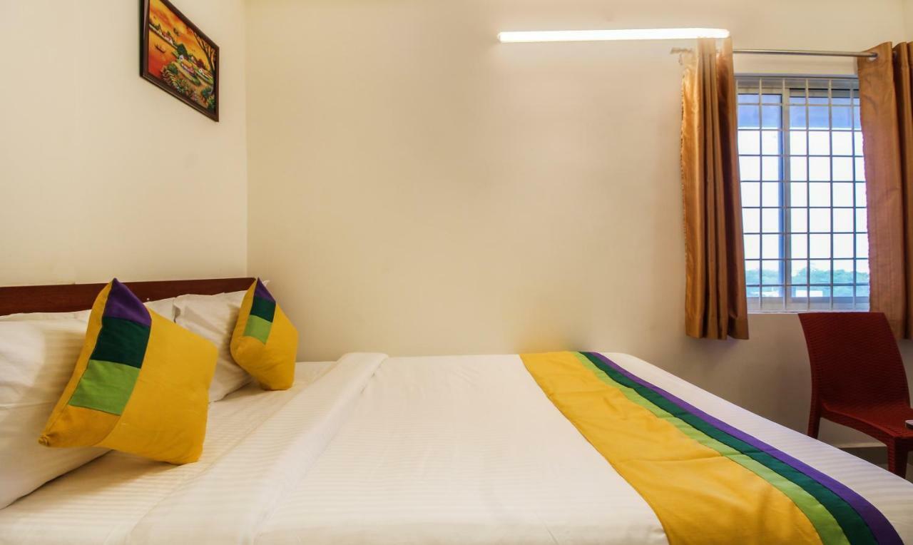 Itsy Hotels Riyas Grand Tirupati Esterno foto