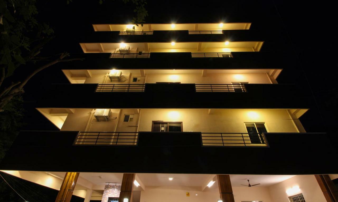 Itsy Hotels Riyas Grand Tirupati Esterno foto