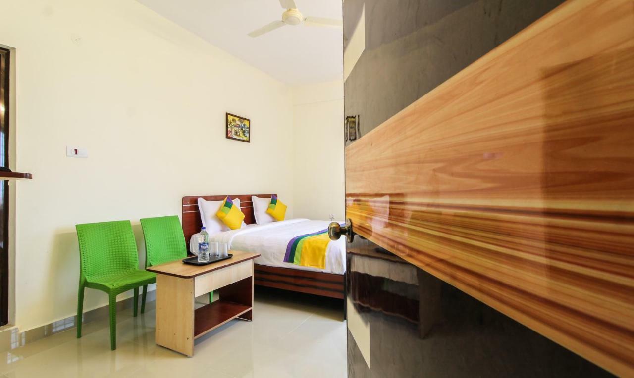 Itsy Hotels Riyas Grand Tirupati Esterno foto